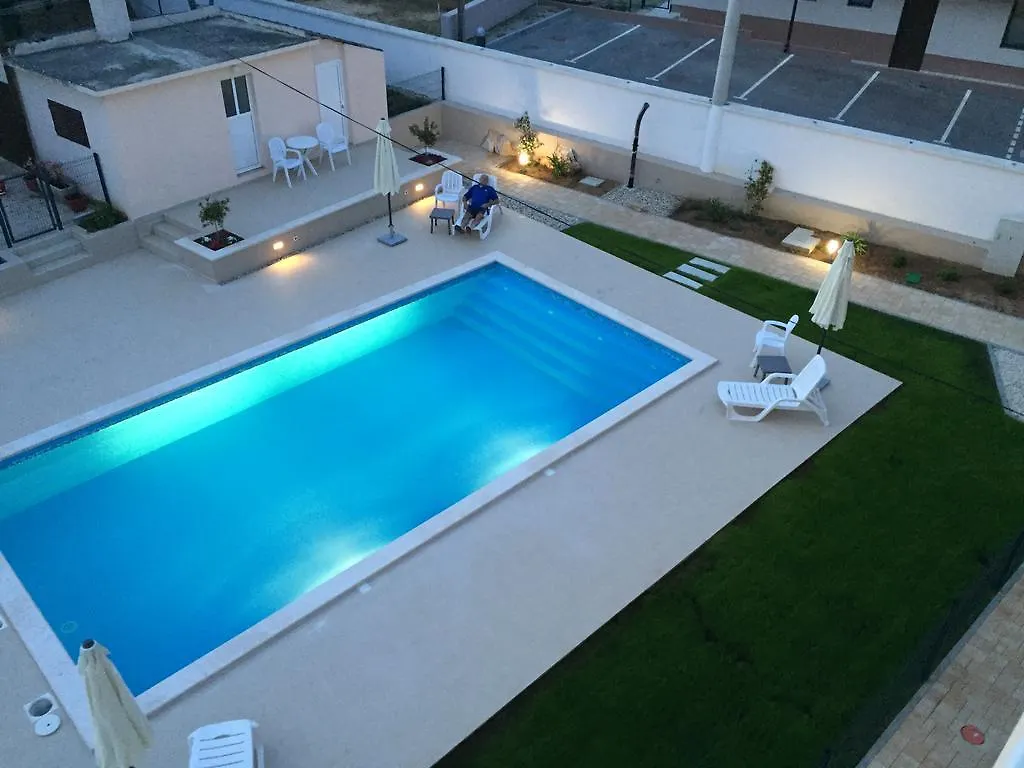 Guest House Punta Grzan Petrcane 3*,  Kroatien