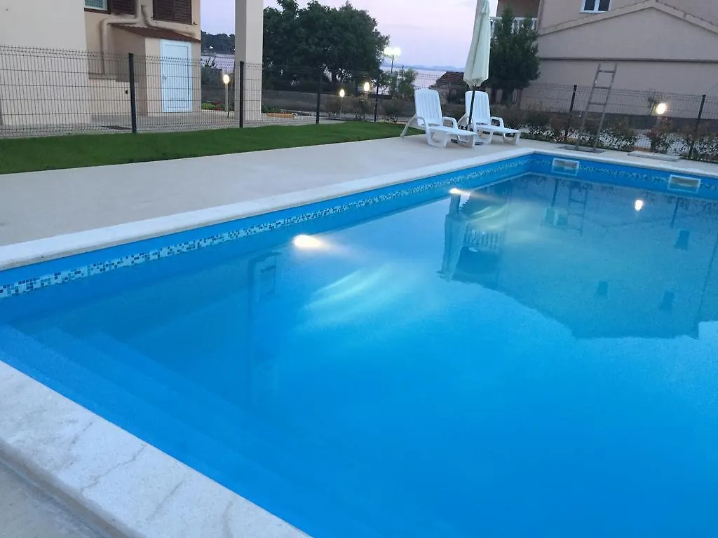 Guest House Punta Grzan Petrcane